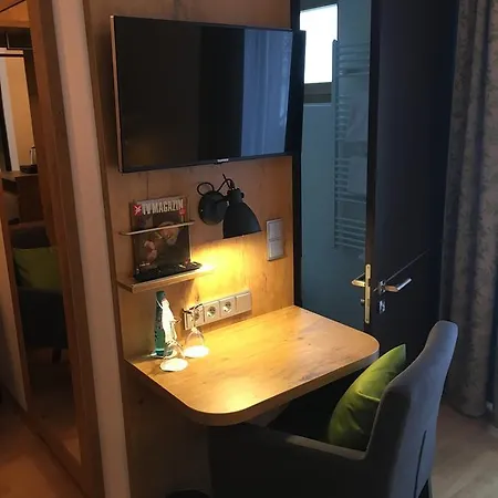 Parkhotel Leiser Планег