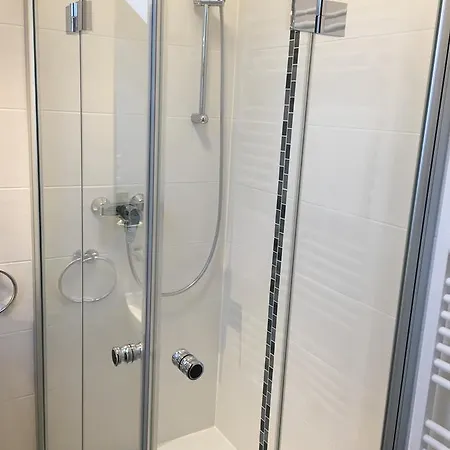 Parkhotel Leiser Отель