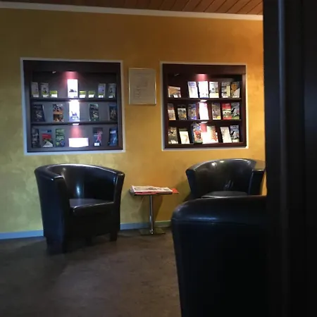 Parkhotel Leiser Планег