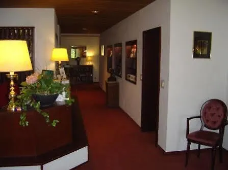 Parkhotel Leiser Отель